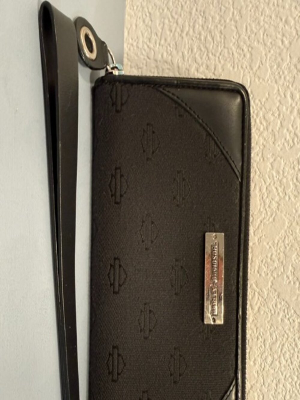 Harley-Davidson Black Bar & Shield Monogram Zip Around Wristlet Wallet